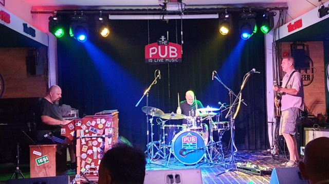 Bluescore Pub 2022.jpg Bluescore Pub 2022.jpg